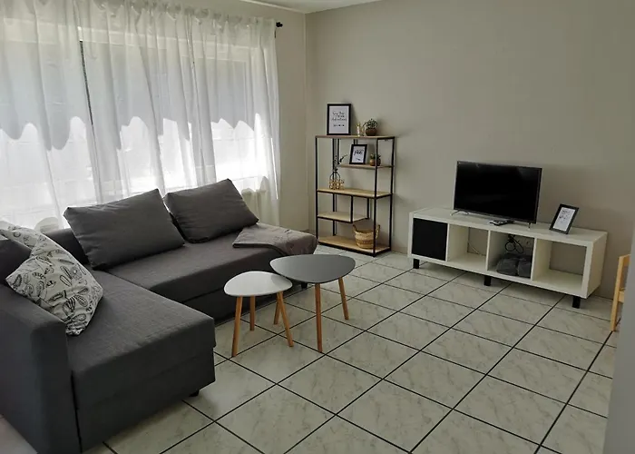 Familienfreundliche Ferienwohnung mit Wohlfühlbalkon und kostenlosem Parkplatz